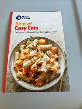 Weight Watchers Healthy Kitchen: Best of Easy Eats - White & Orange